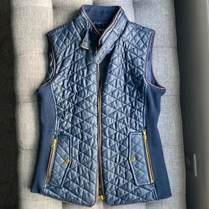 Fate size small navy blue vest